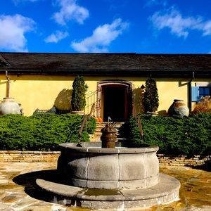 Meet your Posher, Amelia